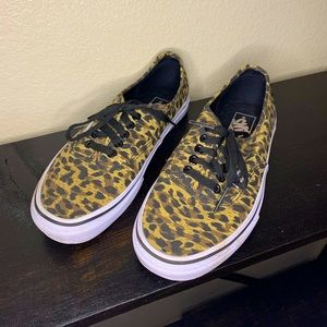Size 8 Cheetah Vans